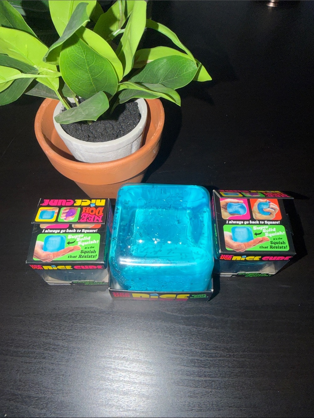 Nee Doh Nice Berg Super Solid Squish Blue Cubes - Picture 4 of 9